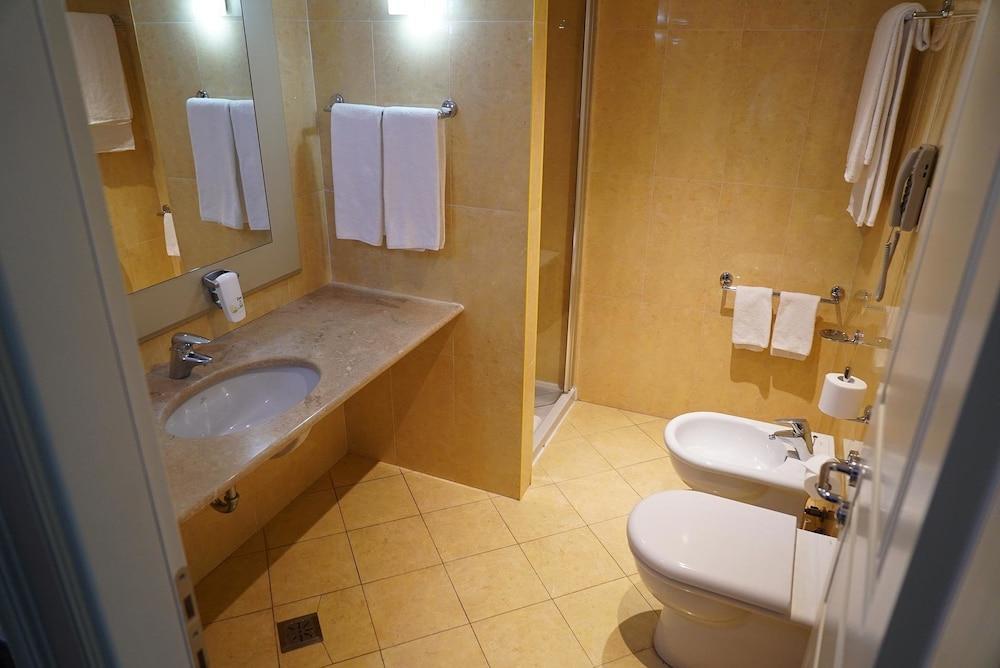 Cremona Palace Hotel Costa Sant'Abramo Екстер'єр фото
