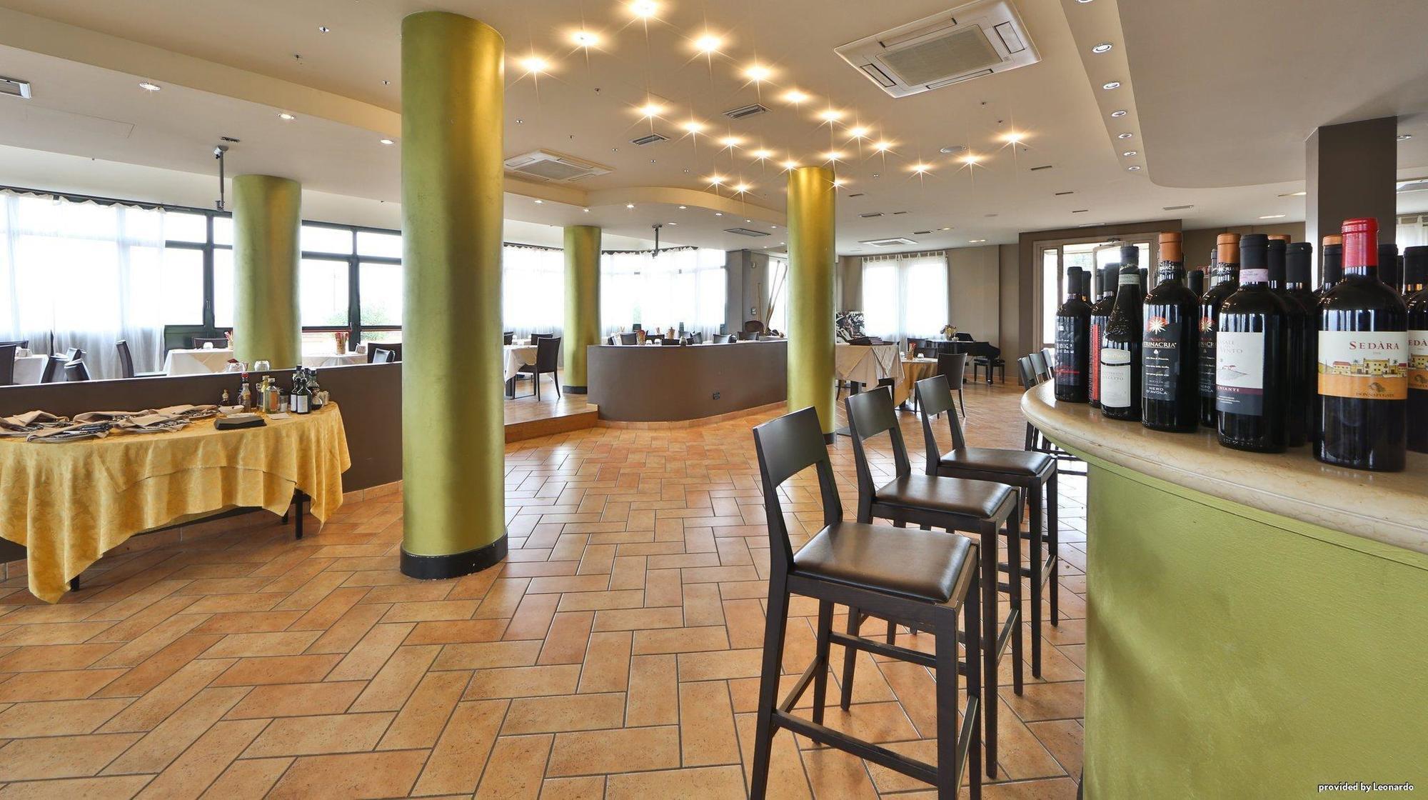 Cremona Palace Hotel Costa Sant'Abramo Екстер'єр фото