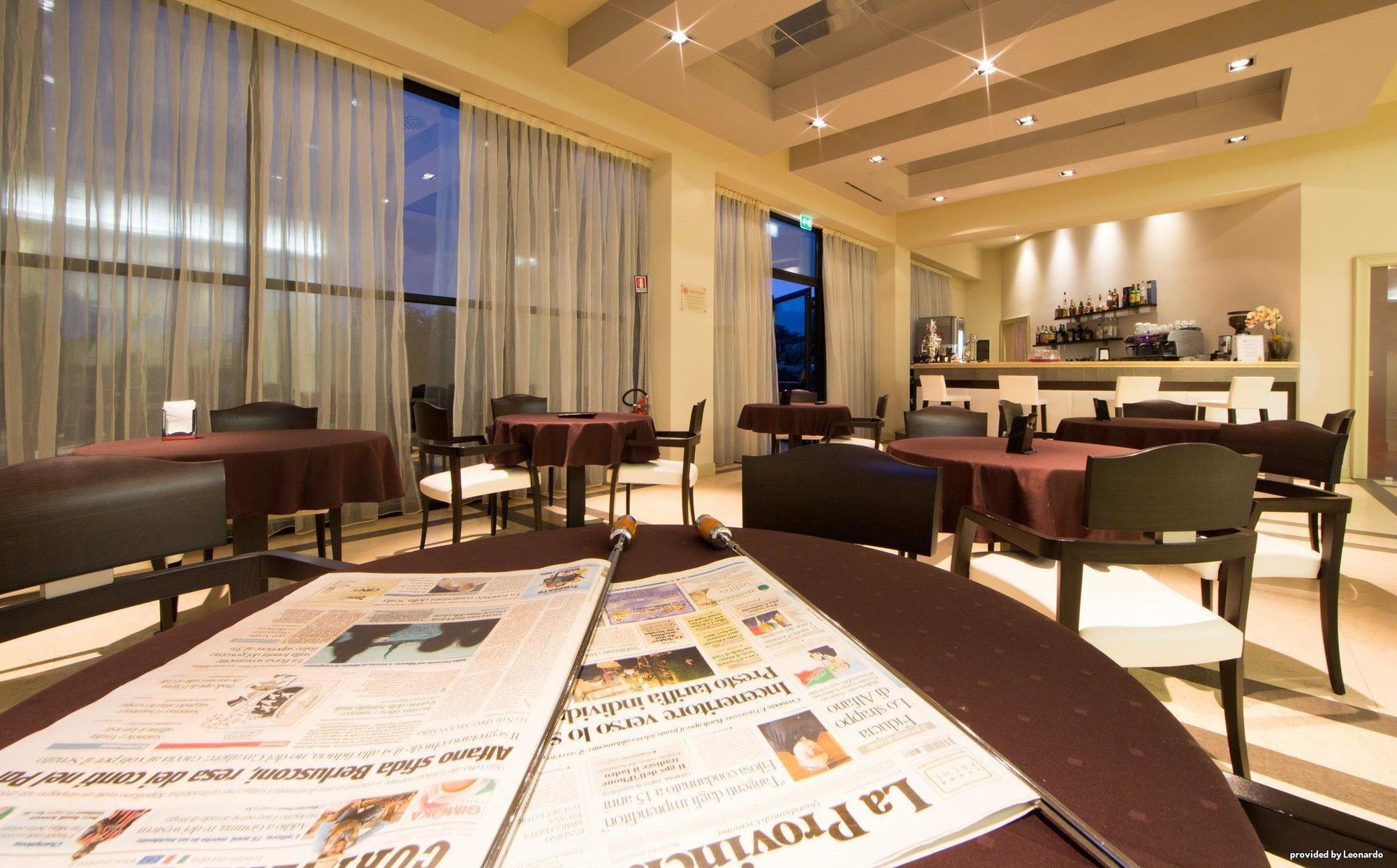 Cremona Palace Hotel Costa Sant'Abramo Екстер'єр фото
